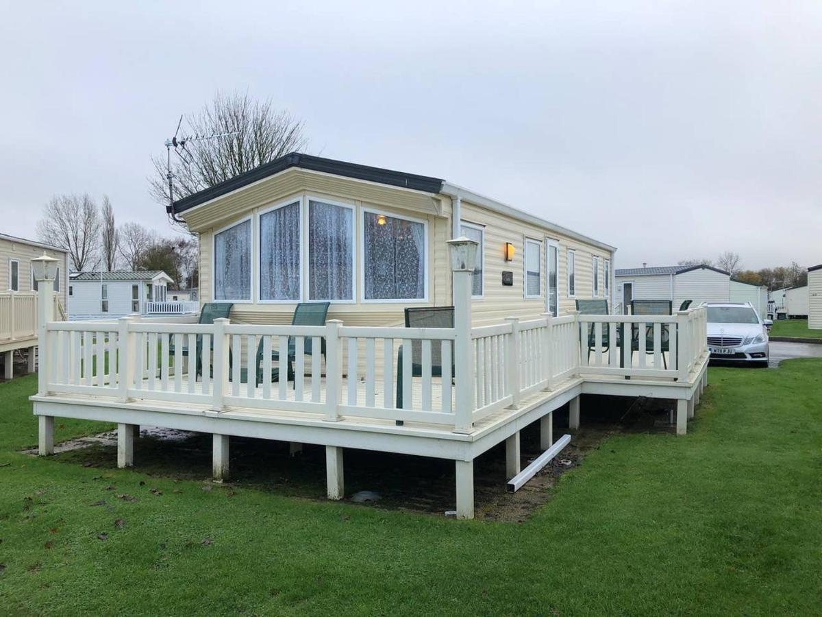 Caravan In The Cotswolds Villa Cirencester Kültér fotó