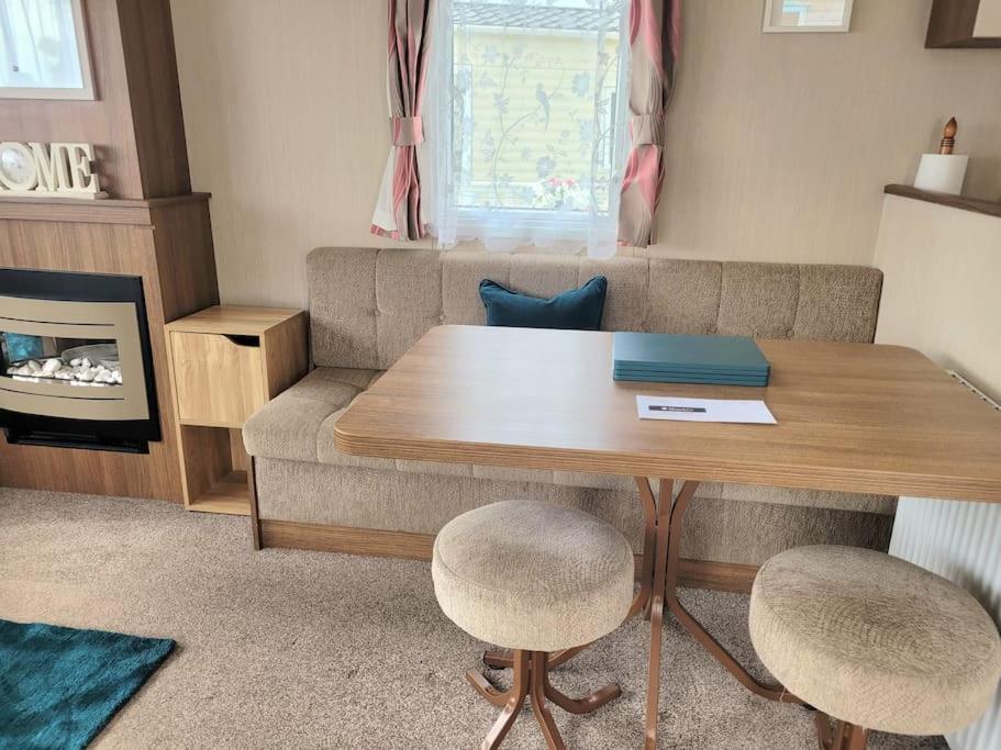 Caravan In The Cotswolds Villa Cirencester Kültér fotó